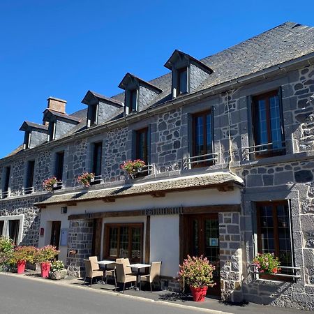 Hotel Restaurant Du Plomb Du Cantal 뮈라 외부 사진