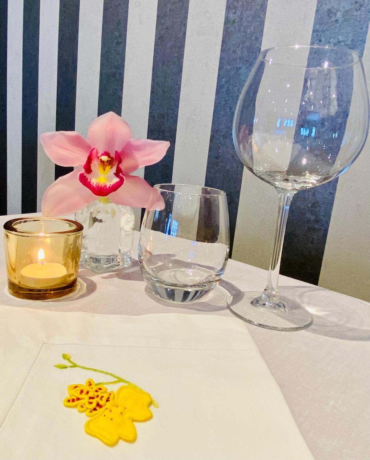 Hotel Restaurant Du Plomb Du Cantal 뮈라 외부 사진
